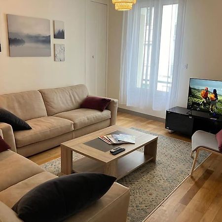 Appartement Spacieux En Centre Ville Vendôme Exterior foto